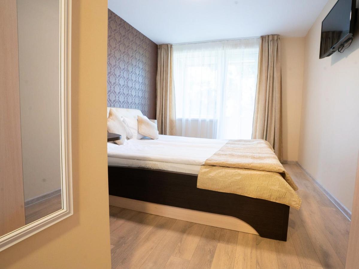 Floros Simfonija Hotel Sventoji Ngoại thất bức ảnh